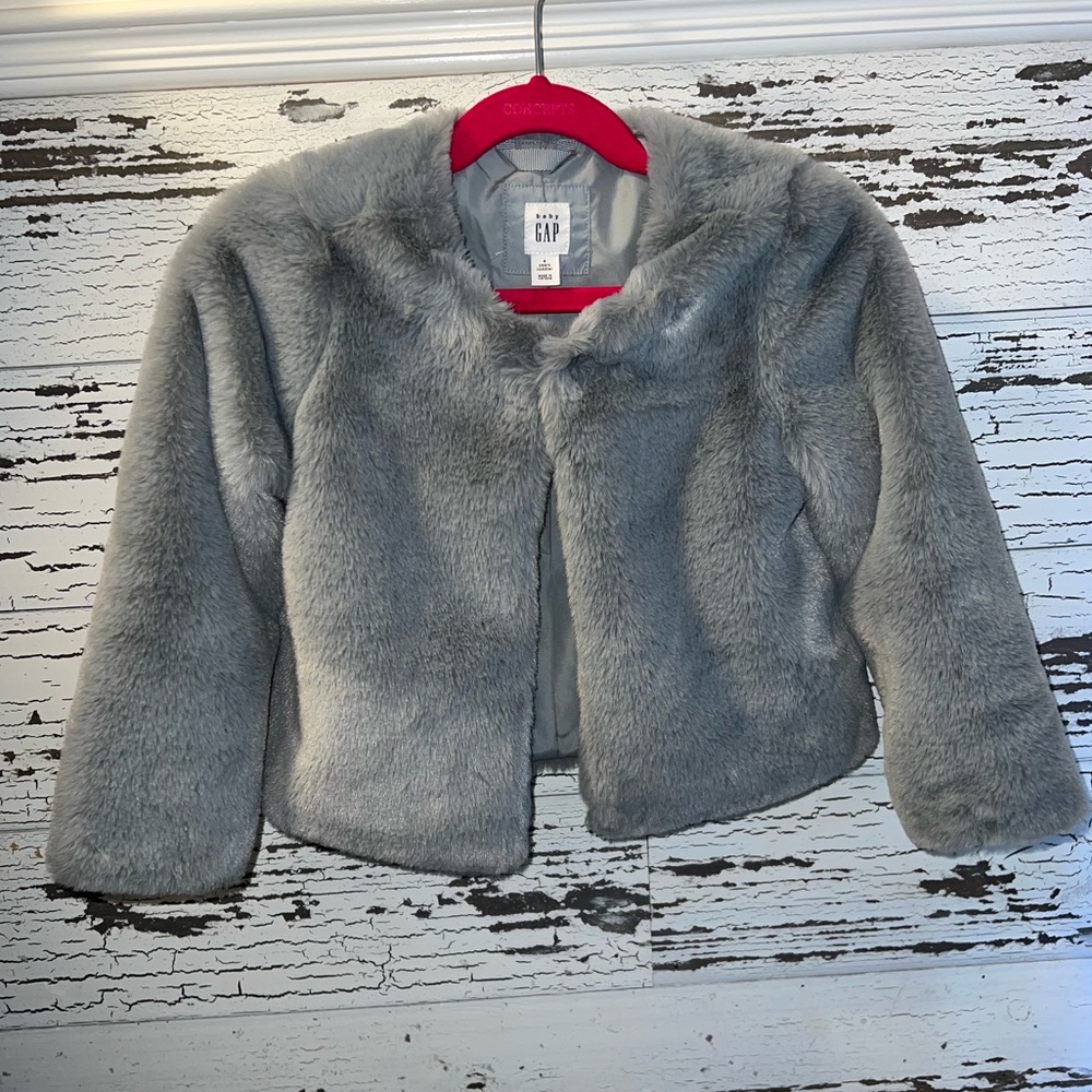 Baby Gap 4T gray fur coat. Like new perfect condition!